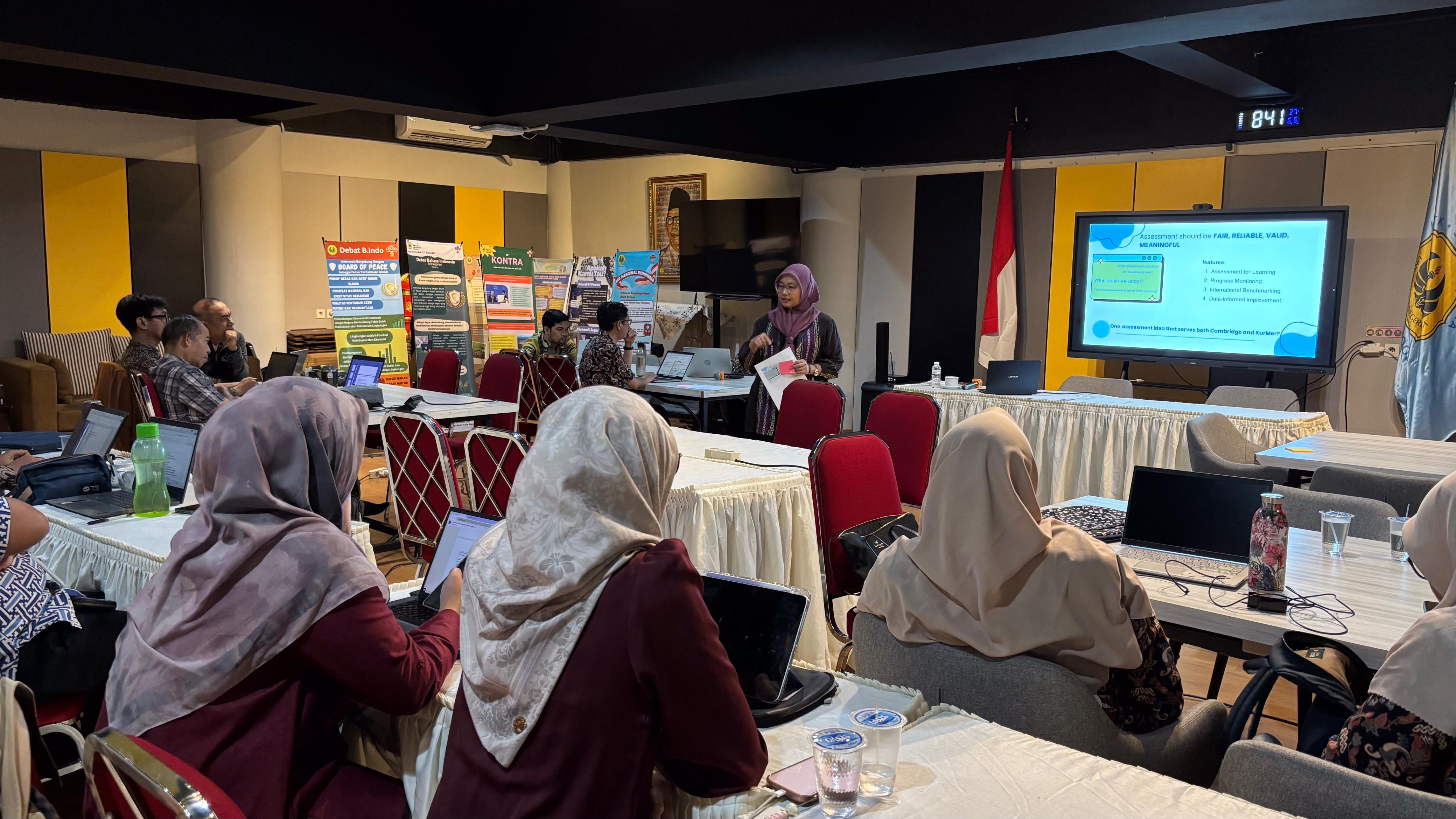 Siapkan Generasi Berdaya Saing Global, SMP Labschool Jakarta Gelar Tes Kelas Internasional dan Bedah Kurikulum Cambridge